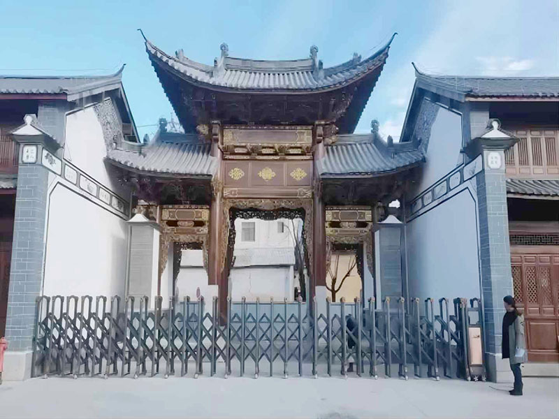 剑川城南停车场