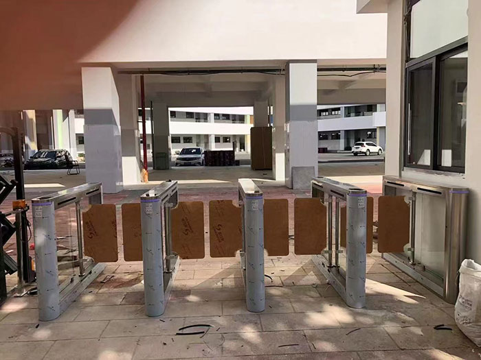 昆明南站小学