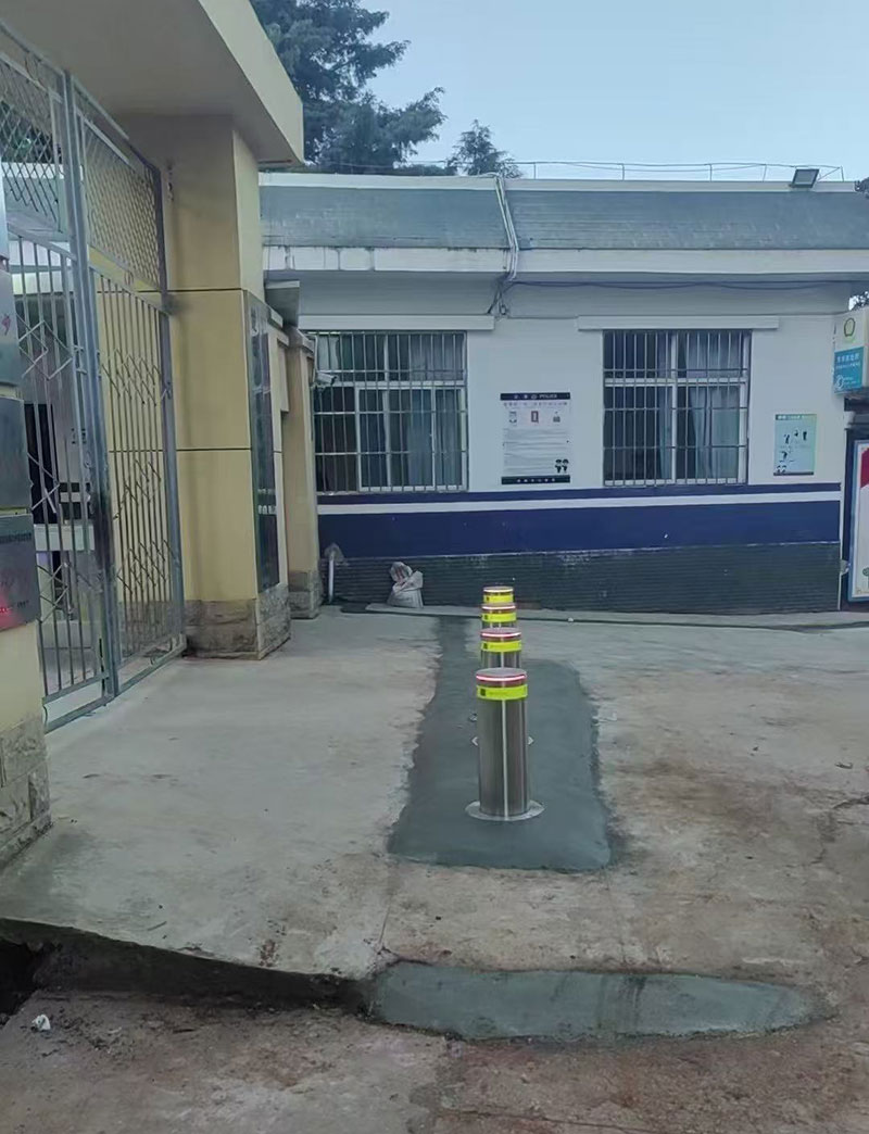 东华中心学校